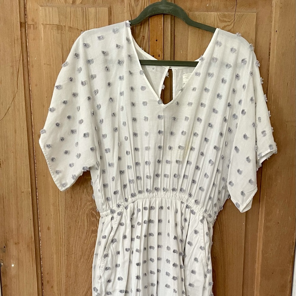 Lou & Grey white dress